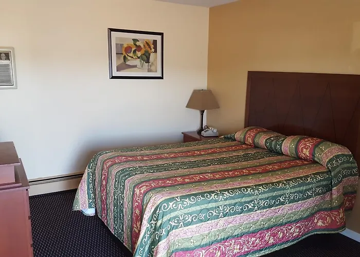 Sharns Motel 3*
