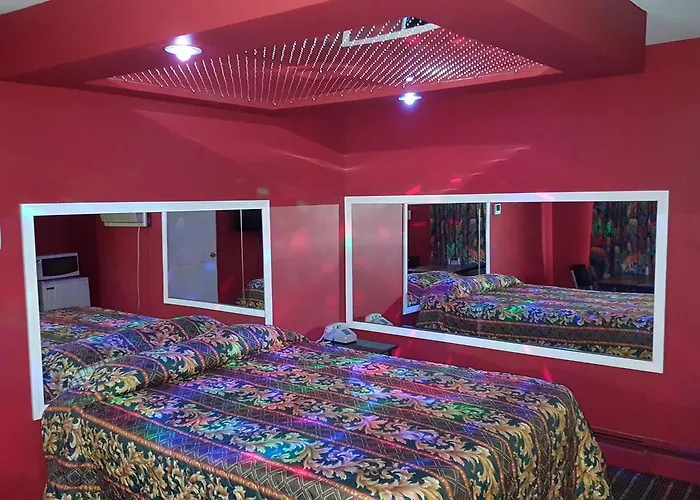 Sharns Motel 3*